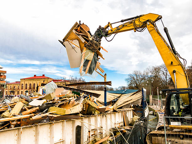 Best Residential Junk Removal  in Sumner, IA