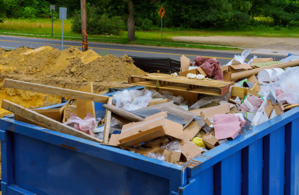 Best Yard Waste Removal  in Sumner, IA